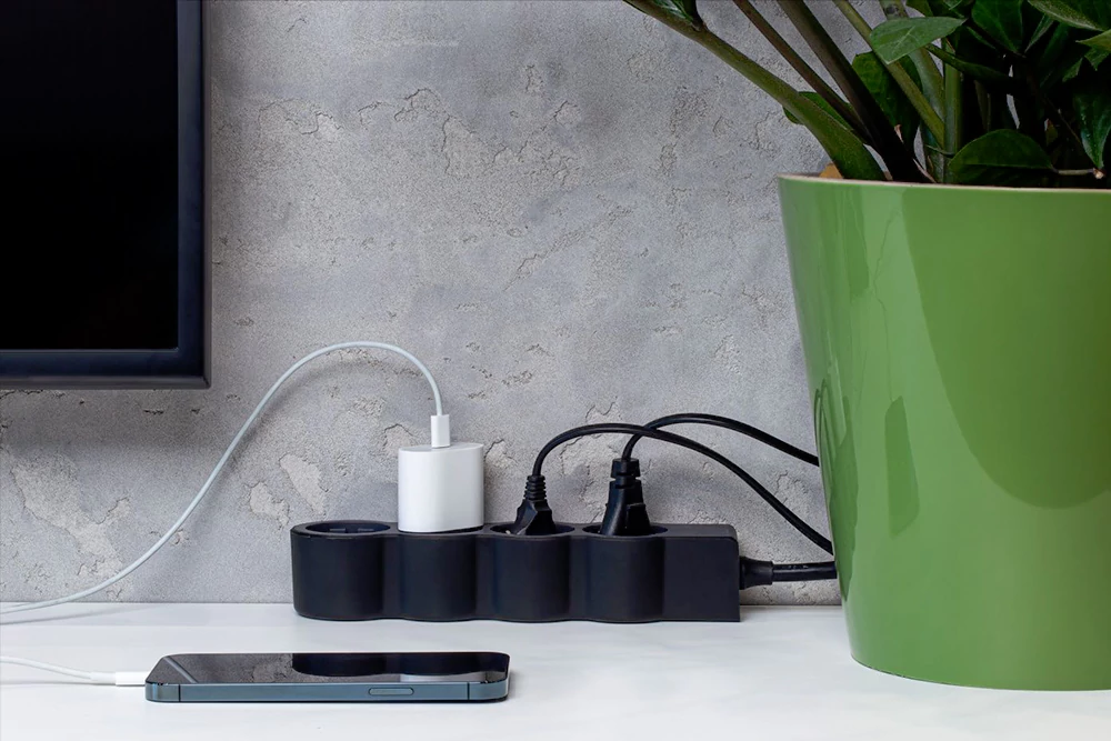 تفاوت محافظ برق یخچال و تلویزیون