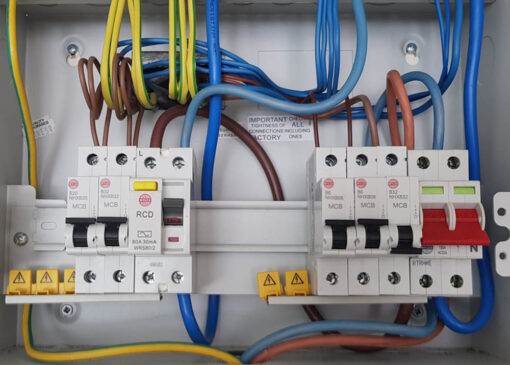 کلید ایزولاتور چیست